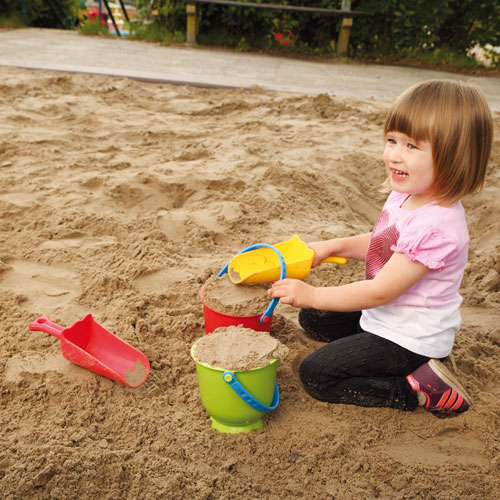 Sand Play - Plastic Scoop