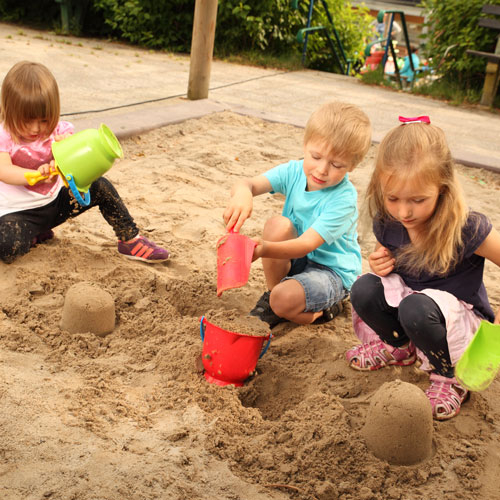 Sand Play - Plastic Scoop