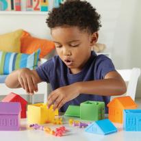 Sensory & Hands-On Play