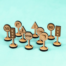 Crateit Town - Traffic & Road Signs, 10 pcs