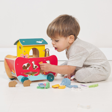 Shape Sorter - Noah’s Ark incl. 10 Animal Pairs