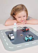 Electric Cars incl. Charging Station, 3 pcs