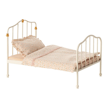 Maileg Bed for Big Mice incl. Bedding - Off-White