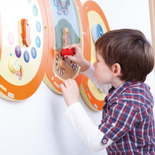 Wall Panel Caterpillar - Gears Game