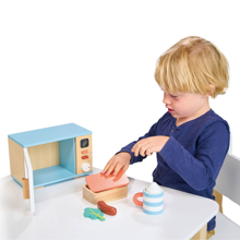 Microwave Oven with Accessories
