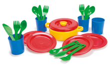 Dinnerware Set with 22 Pieces