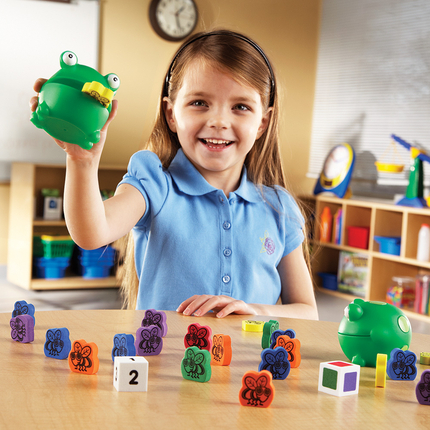 Fine Motor Skills Game - Froggy Feeding Fun