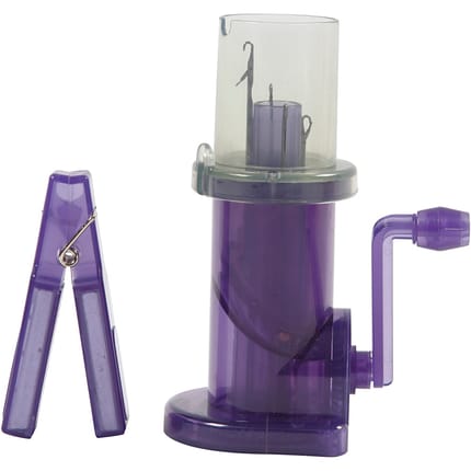 Knitting Machine with Hand Crank