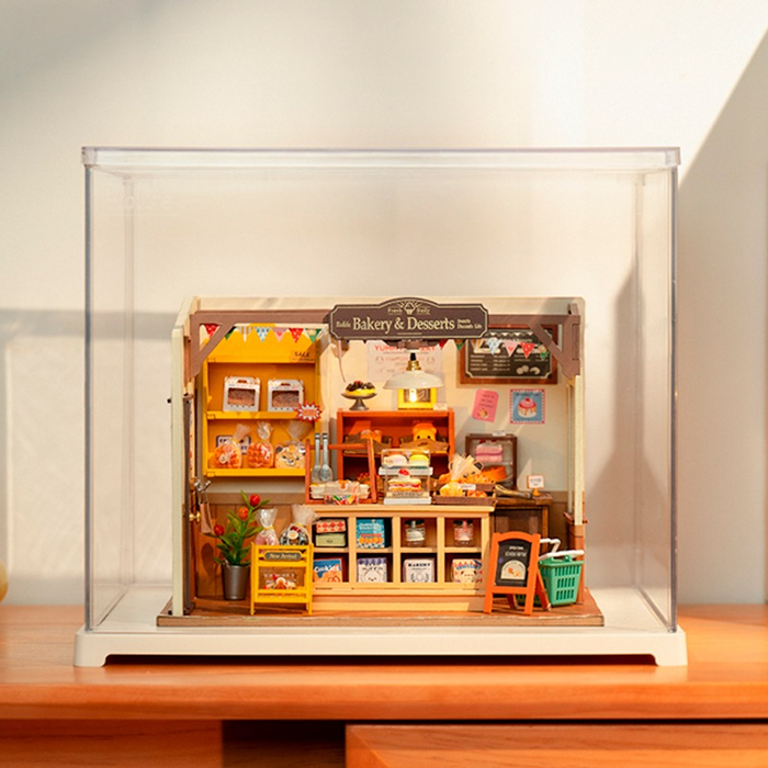 Display Case for DIY Miniature House Kits