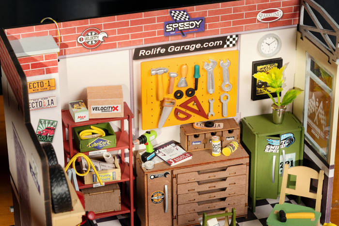 DIY Miniature House - Garage Workshop