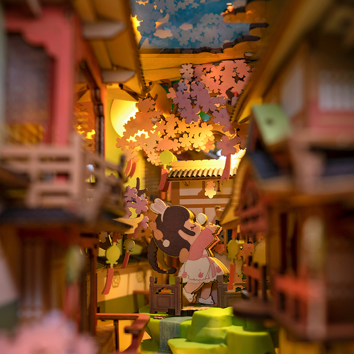 DIY Book Nook Kit - Falling Sakura