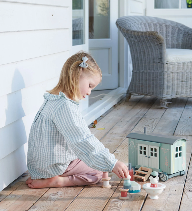 Dollhouse - Secret Meadow Shepherd’s Hut