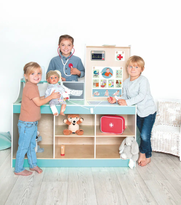 2-in-1 Doctor/Vet Clinic