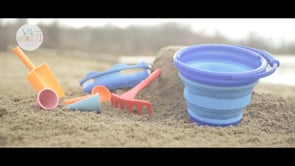Sand Play - Bucket Set with 7 pcs - Red