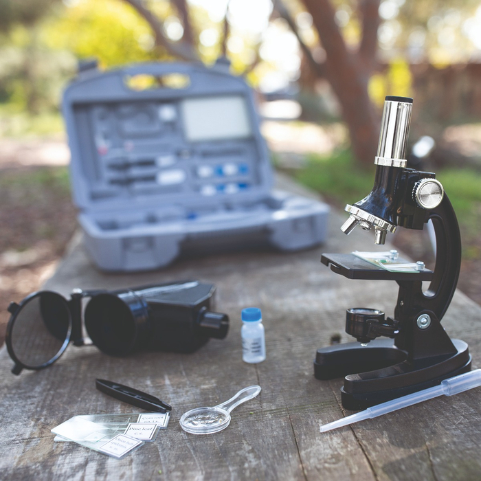 MicroPro Microscope Set with Case