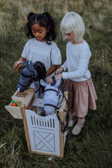 byASTRUP Hobby Horse - Grey/Black "Blaze"