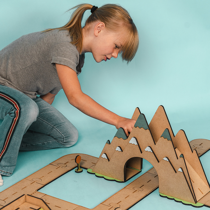 Crateit Town - Around the Mountain, 31 pcs