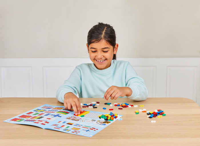 Plus-Plus - Learn to Build World Flags, 700 pcs