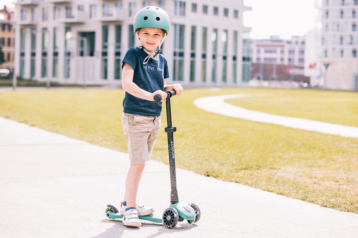 Scooter - Highwaykick 3 w. LED Wheels - Forest
