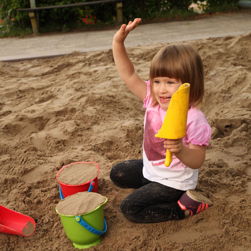 Sand Play - Plastic Scoop