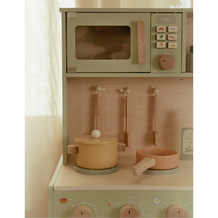 Play Kitchen with Accessories