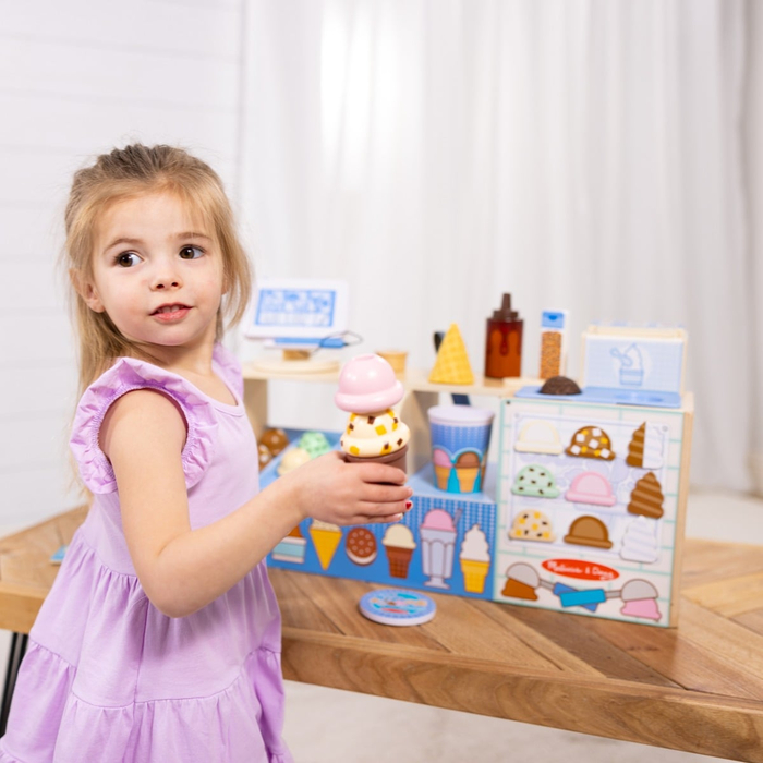 Wooden Cool Scoops Ice Creamery, 42 pcs
