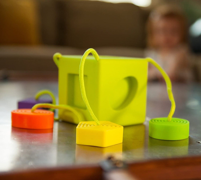OombeeCube Sensory Shape Sorting Cube