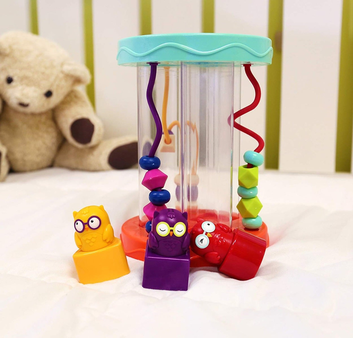 Hooty-Hoo Shape Sorting Toy w. Sounds & Activities