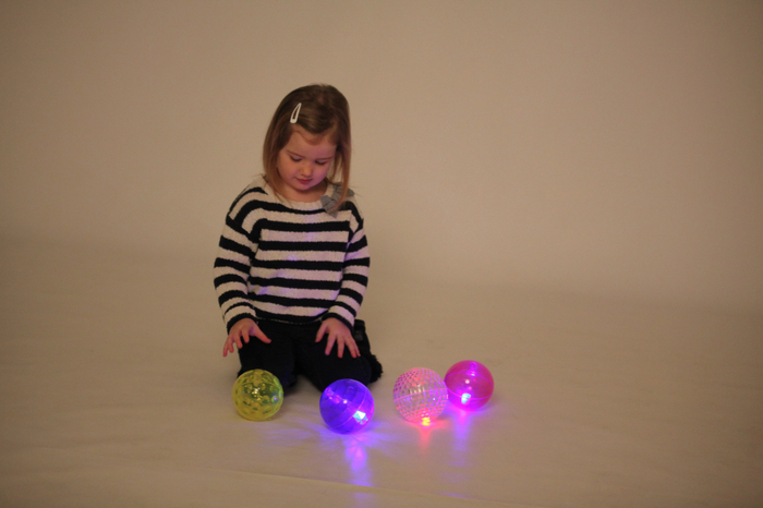 Sensory Flashing LED Balls, 4 pcs