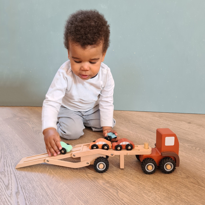 Car Carrier Truck with Rubber Wheels