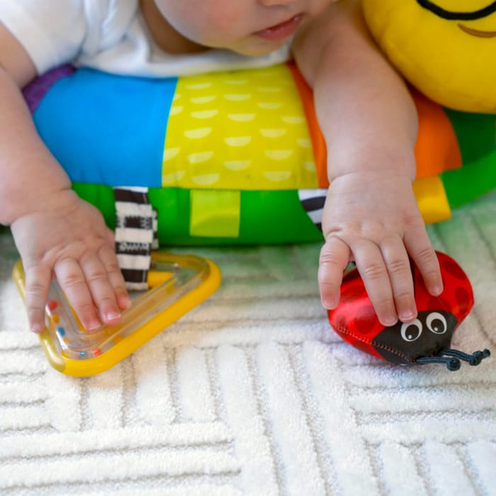 Baby Einstein - Cal-a-Pillow Tummy Time Pillow