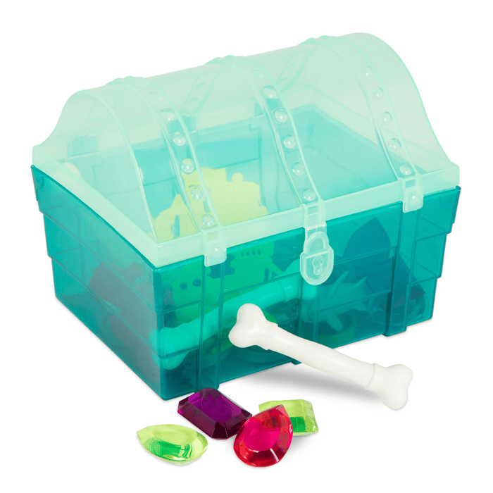 Treasure Chest with 28 Pieces