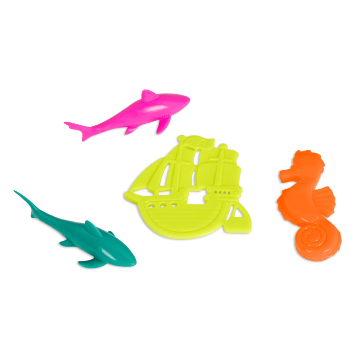 Treasure Chest with 28 Pieces
