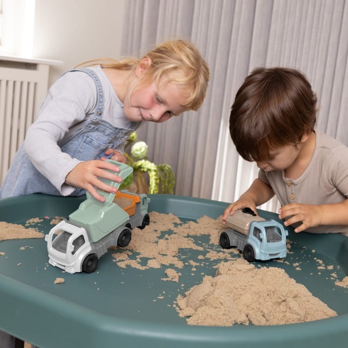 Dump Truck L: 16.3 cm