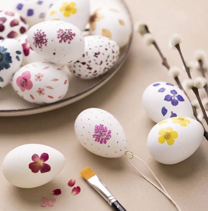 DIY Decoupage Easter Eggs