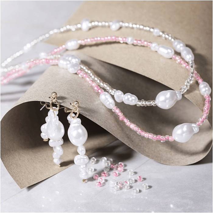 Jewelry Mini Kit - Jewelry with Wax Beads