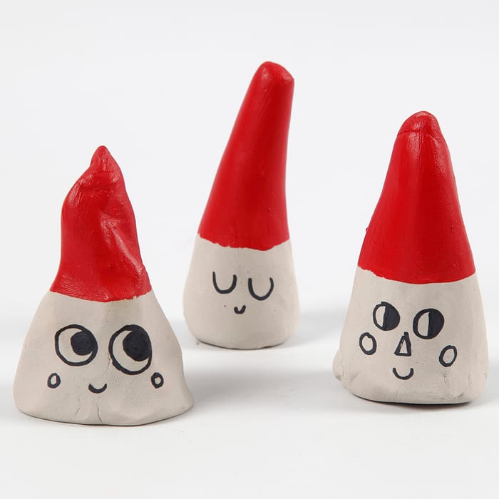 DIY Christmas Elves of Self-Hardening Clay