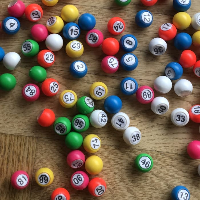 Raffle Accs. - Numbered Bingo Balls, 90 pcs