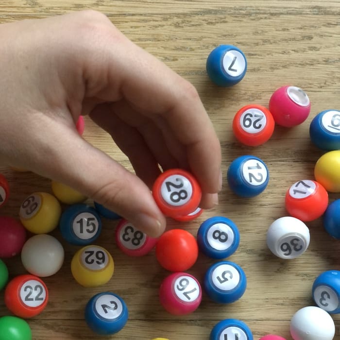 Raffle Accs. - Numbered Bingo Balls, 90 pcs