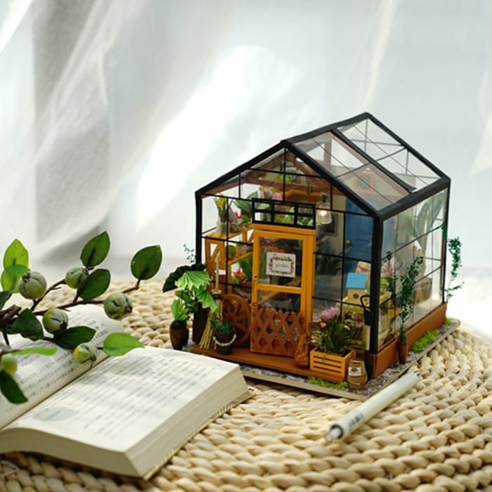 DIY Miniature House - Cathy's Flower House
