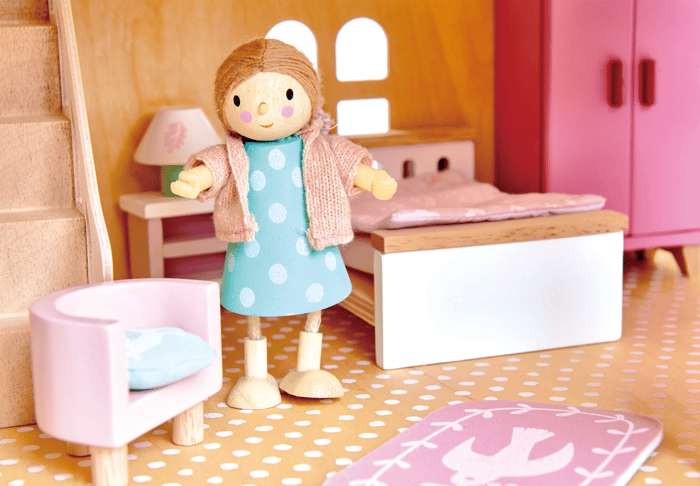 Dollhouse People - Mrs. Goodwood and the Baby