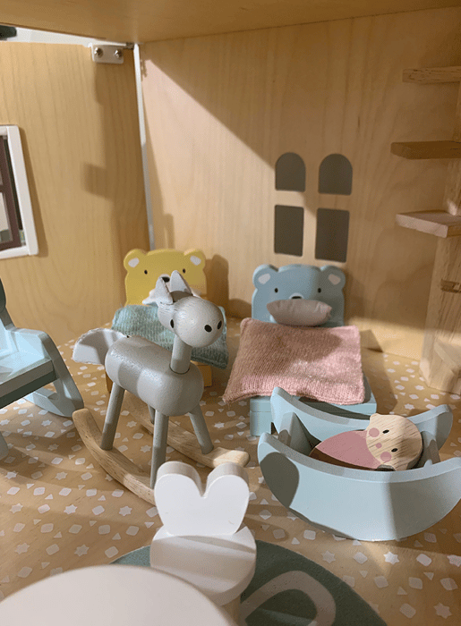 Dollhouse Furniture - Kids' Room