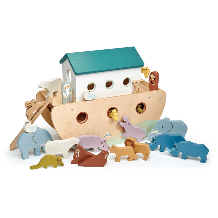 Wooden Noah’s Ark incl. 10 Animal Pairs
