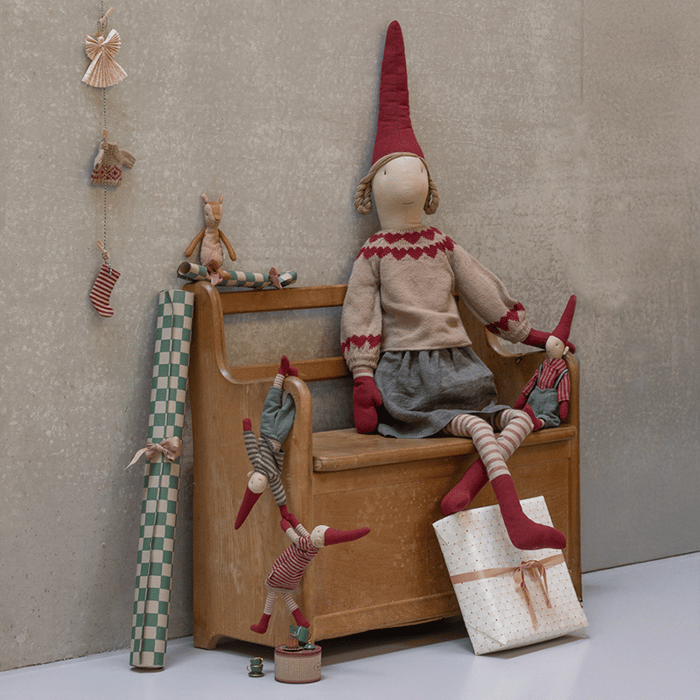 Maileg Elf Girl with Magnets, 26 cm (Size 1)