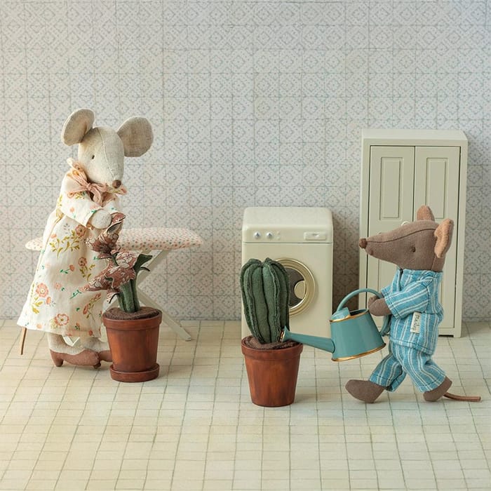 Maileg Mouse in Matchbox - Big Brother (Dark)