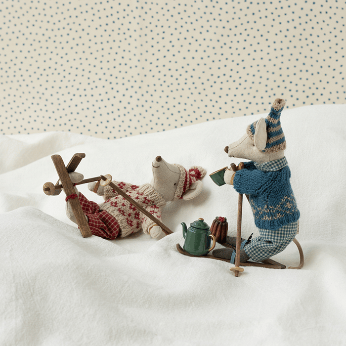 Maileg Skiing Winter Mouse - Mama