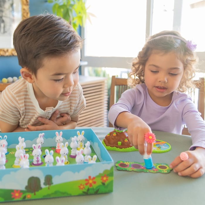 Children's Game - Pop Pop Bunny Hop