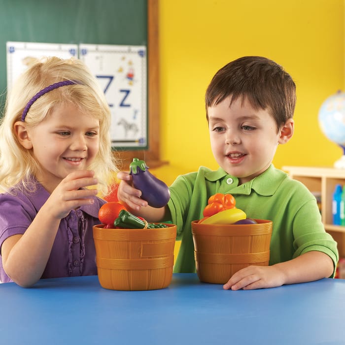 Play Food - Bushel of Fruit, 9 pcs