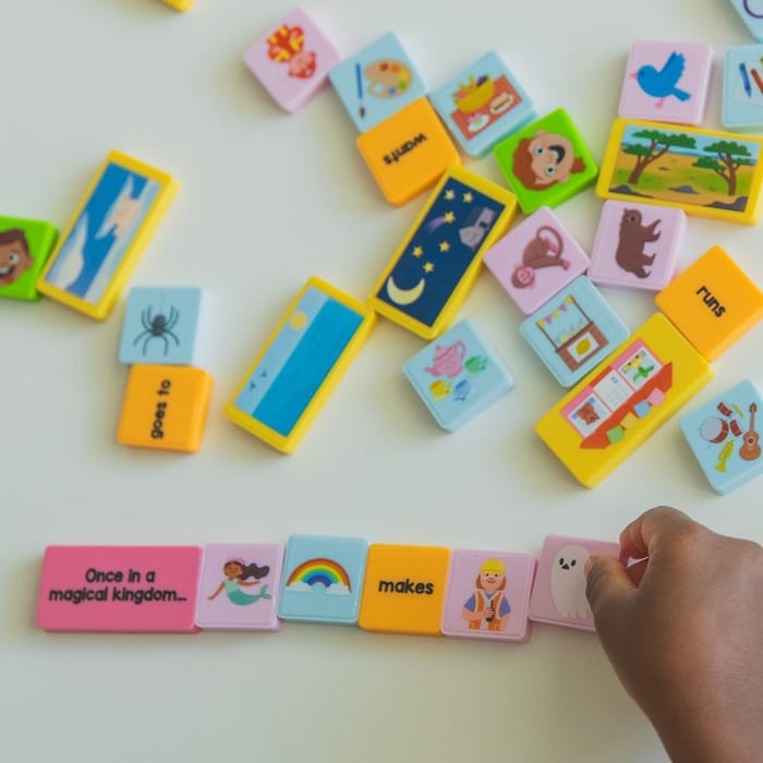 Storytelling Dominoes (English)