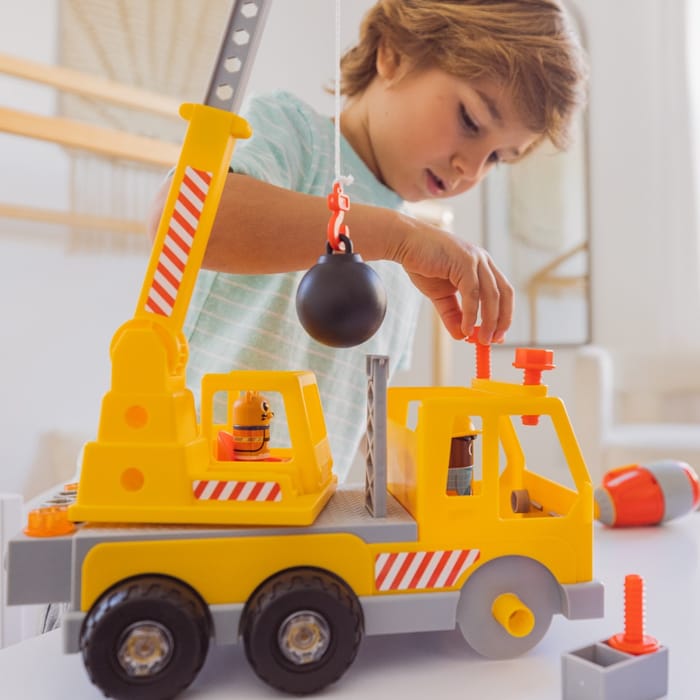 Design & Drill - Bolt Buddies Crane